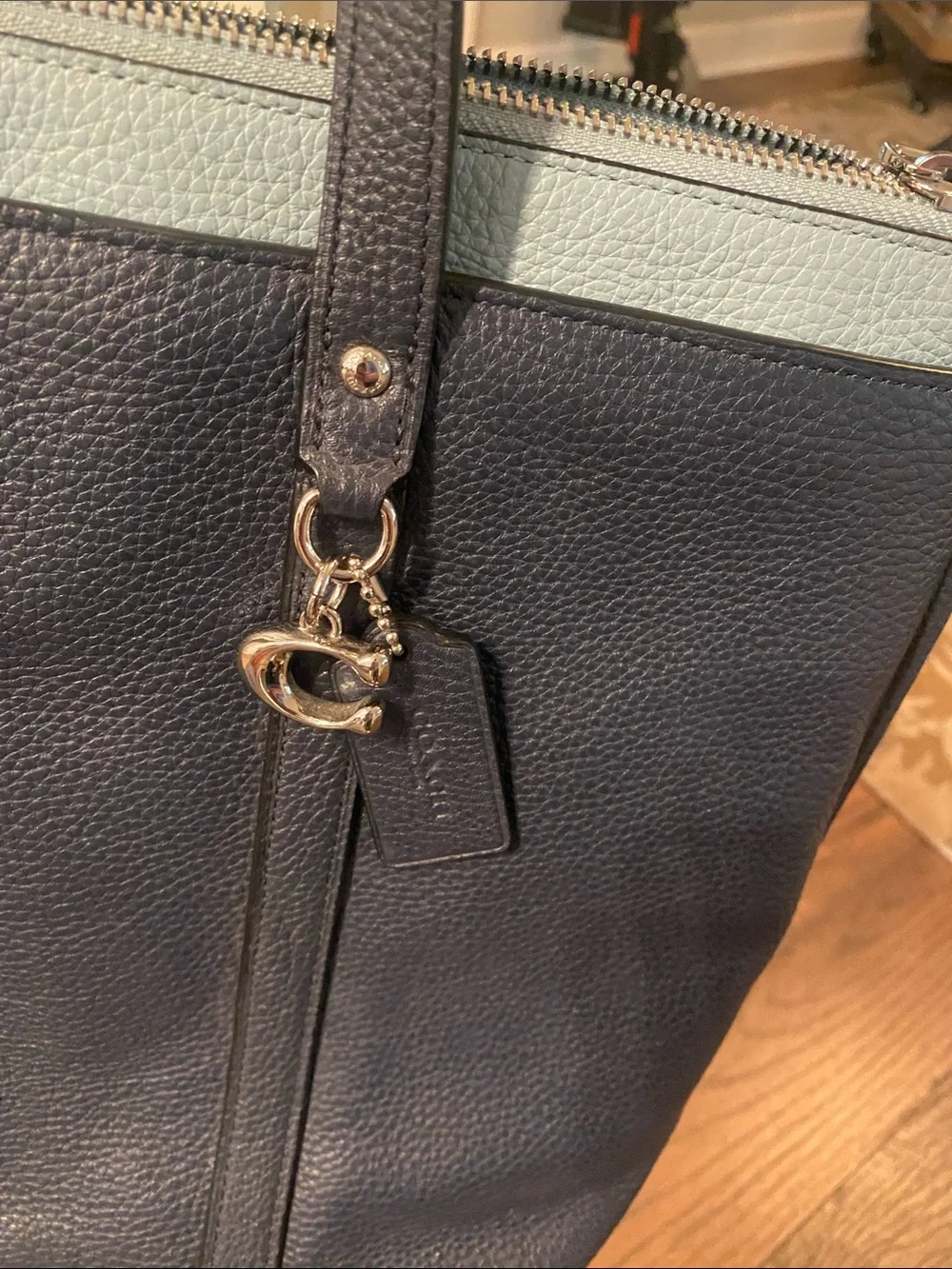 Coach elegant tote